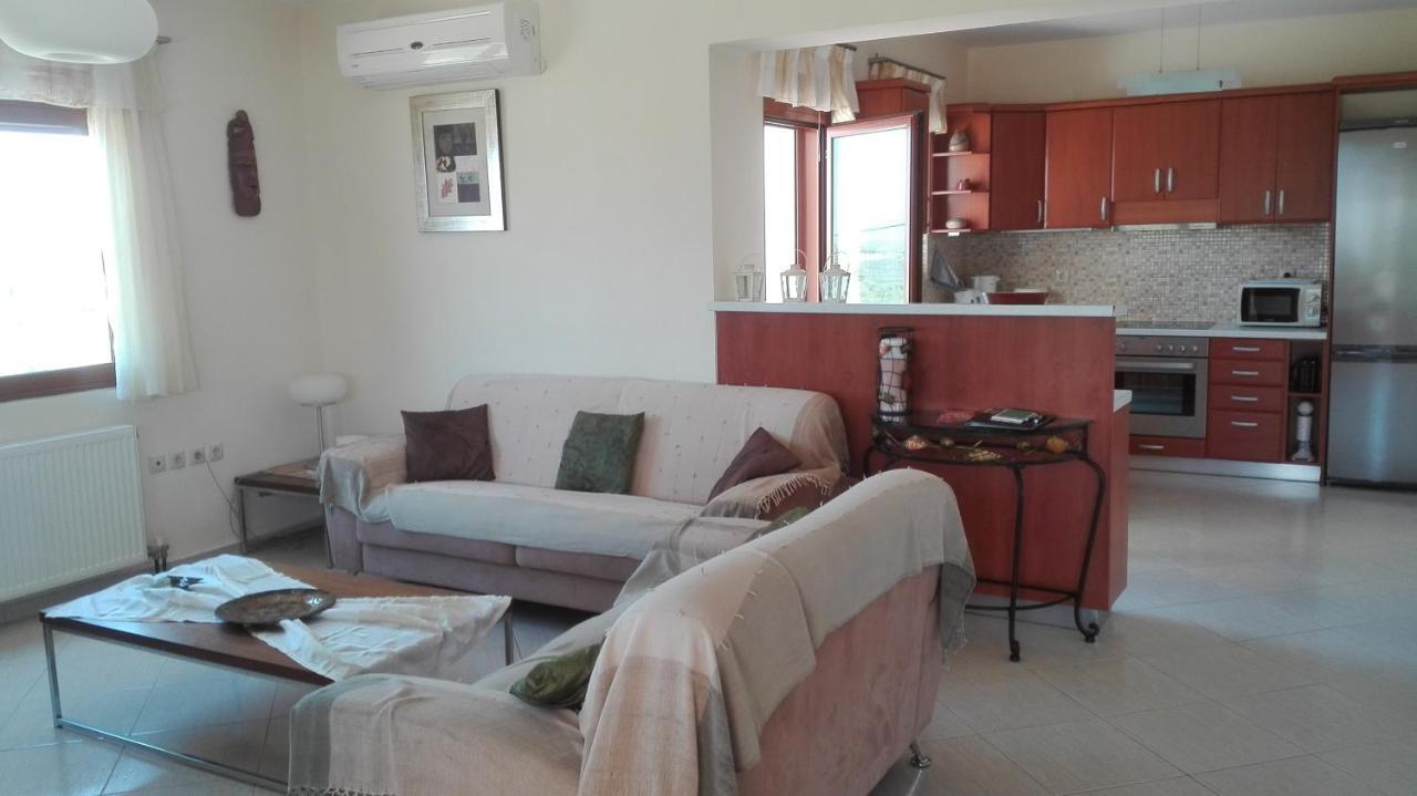 Helidonia Villas Pigí Esterno foto