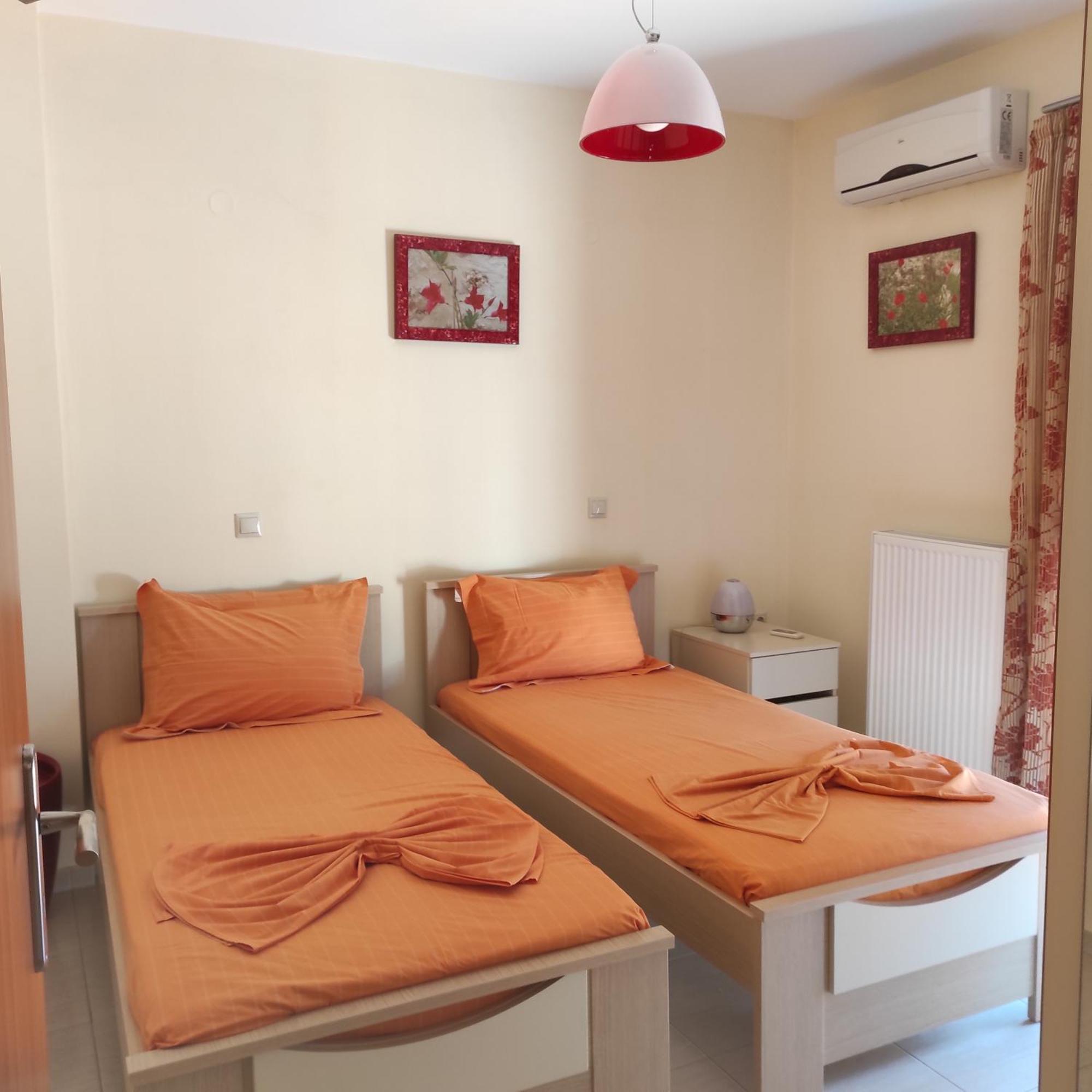 Helidonia Villas Pigí Esterno foto